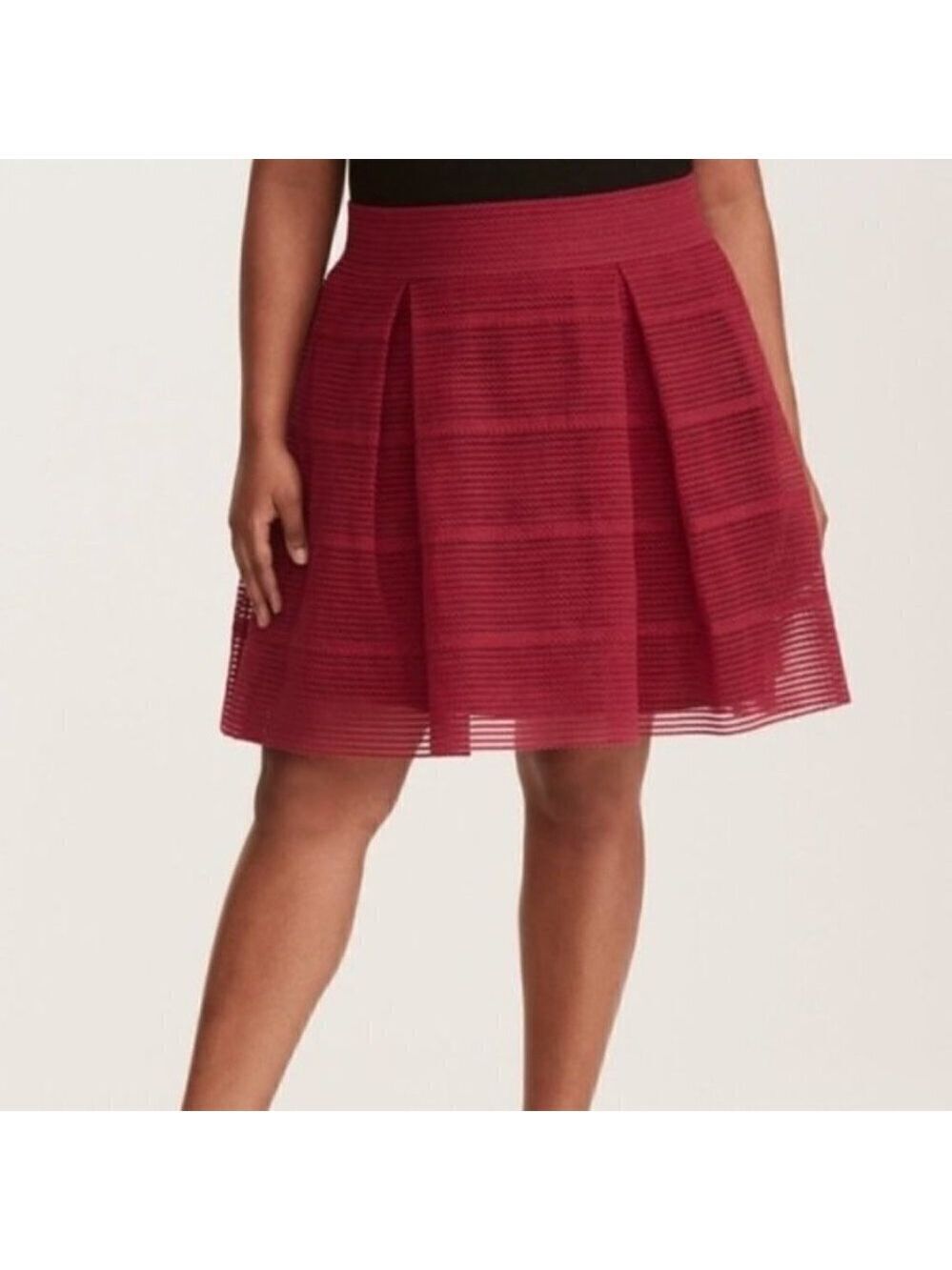 Torrid Fuchsia Berry Mesh Textured Pleated Flared Circle Skater Skirt Plus 4X